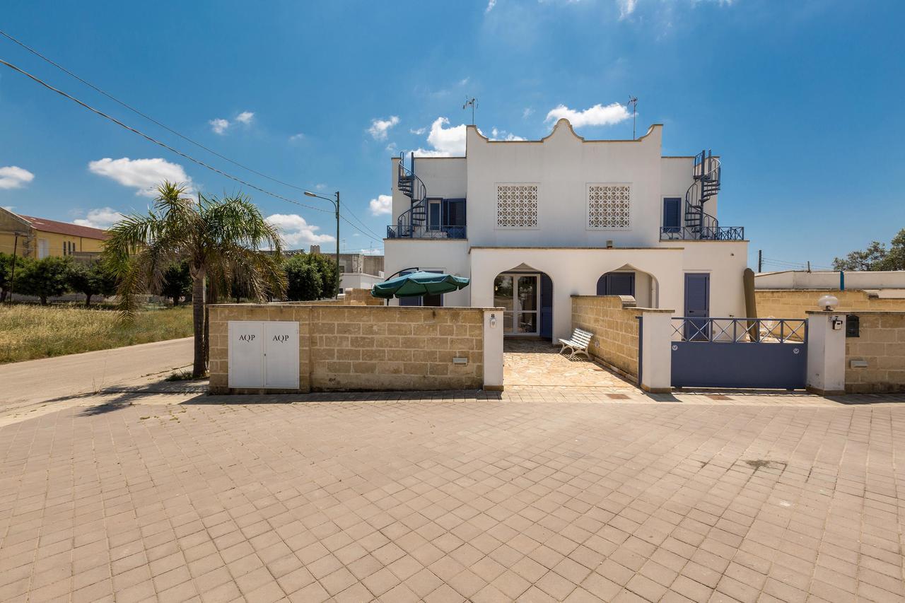 Villino Gemma Celeste By Barbarhouse Torre Lapillo Exterior foto